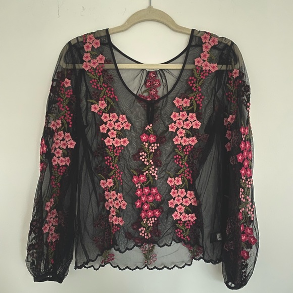 St Roche Sheer Embroidered Top - Picture 4 of 9